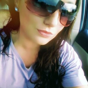 Meet your Posher, Cece